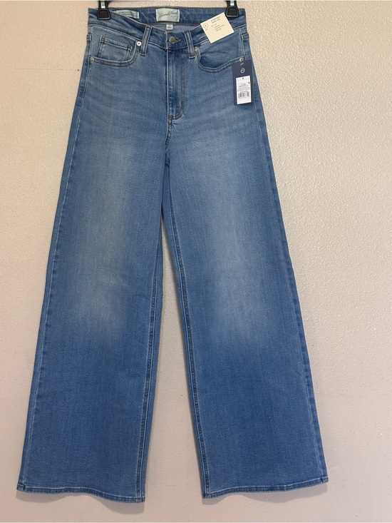 Universal Thread Denim - Universal Thread Wide-Leg Jeans in Light Blue Wash